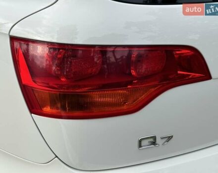 Білий Ауді Ку 7, об'ємом двигуна 3 л та пробігом 159 тис. км за 16500 $, фото 14 на Automoto.ua