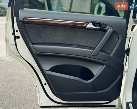 Білий Ауді Ку 7, об'ємом двигуна 3 л та пробігом 159 тис. км за 16500 $, фото 49 на Automoto.ua