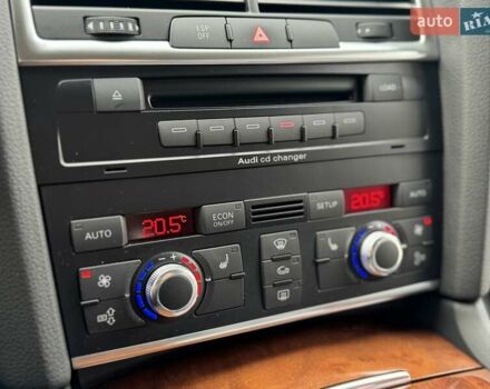 Білий Ауді Ку 7, об'ємом двигуна 3 л та пробігом 159 тис. км за 16500 $, фото 48 на Automoto.ua