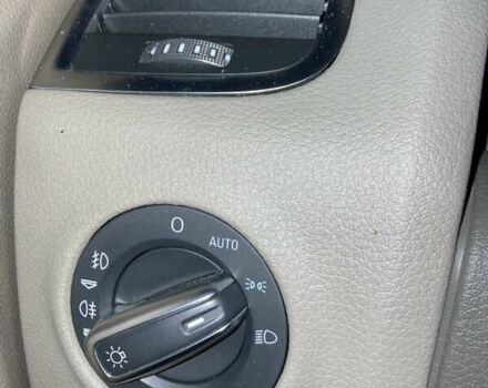 Білий Ауді Ку 7, об'ємом двигуна 3 л та пробігом 214 тис. км за 13500 $, фото 47 на Automoto.ua