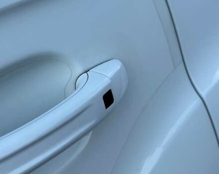 Білий Ауді Ку 7, об'ємом двигуна 2.97 л та пробігом 226 тис. км за 17000 $, фото 9 на Automoto.ua