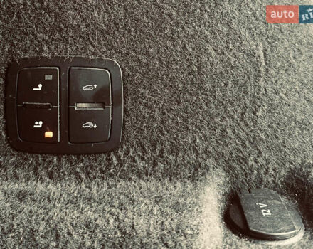 Белый Ауди Ку 7, объемом двигателя 2.97 л и пробегом 350 тыс. км за 17800 $, фото 41 на Automoto.ua