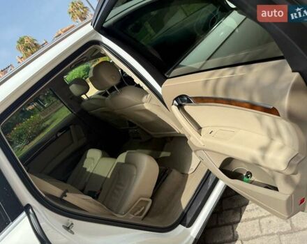 Белый Ауди Ку 7, объемом двигателя 3 л и пробегом 220 тыс. км за 15000 $, фото 10 на Automoto.ua