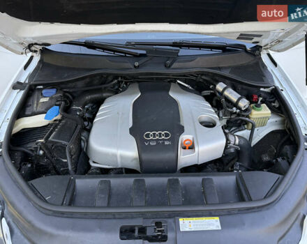 Белый Ауди Ку 7, объемом двигателя 2.97 л и пробегом 350 тыс. км за 17800 $, фото 14 на Automoto.ua