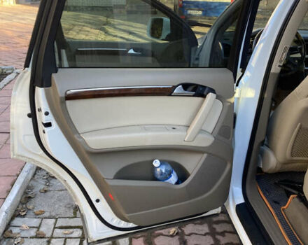 Білий Ауді Ку 7, об'ємом двигуна 3 л та пробігом 214 тис. км за 13500 $, фото 19 на Automoto.ua