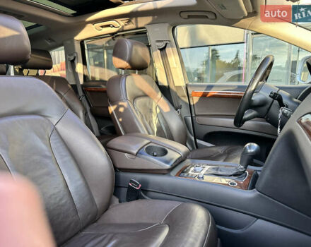 Ауди Ку 7 2010 в Ивано-Франковске на Automoto.ua Белый Ауди Ку 7, объемом двигателя 2.97 л и пробегом 355 тыс. км за 16500 $, фото 28 на Automoto.ua