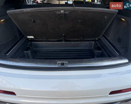 Белый Ауди Ку 7, объемом двигателя 2.97 л и пробегом 350 тыс. км за 17800 $, фото 28 на Automoto.ua