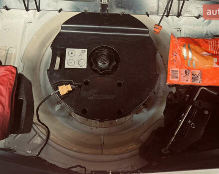 Белый Ауди Ку 7, объемом двигателя 2.97 л и пробегом 350 тыс. км за 17800 $, фото 45 на Automoto.ua