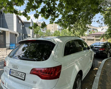 Ауді Ку 7 2011 у Измаиле на Automoto.ua Білий Ауді Ку 7, об'ємом двигуна 2.97 л та пробігом 230 тис. км за 17500 $, фото 1 на Automoto.ua