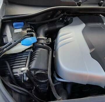 Ауди Ку 7 2011 в Львове на Automoto.ua Белый Ауди Ку 7, объемом двигателя 2.97 л и пробегом 278 тыс. км за 18999 $, фото 27 на Automoto.ua