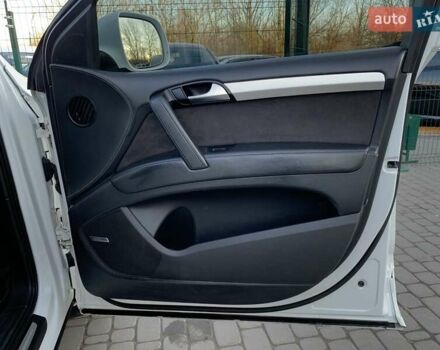 Білий Ауді Ку 7, об'ємом двигуна 3 л та пробігом 244 тис. км за 12855 $, фото 34 на Automoto.ua