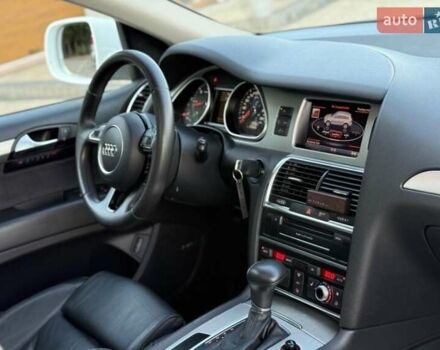 Білий Ауді Ку 7, об'ємом двигуна 4.13 л та пробігом 233 тис. км за 13700 $, фото 18 на Automoto.ua