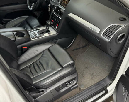 Белый Ауди Ку 7, объемом двигателя 2.97 л и пробегом 285 тыс. км за 20500 $, фото 13 на Automoto.ua