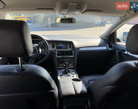 Белый Ауди Ку 7, объемом двигателя 2.97 л и пробегом 273 тыс. км за 24499 $, фото 14 на Automoto.ua