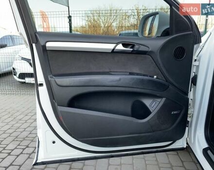 Білий Ауді Ку 7, об'ємом двигуна 3 л та пробігом 244 тис. км за 12855 $, фото 22 на Automoto.ua