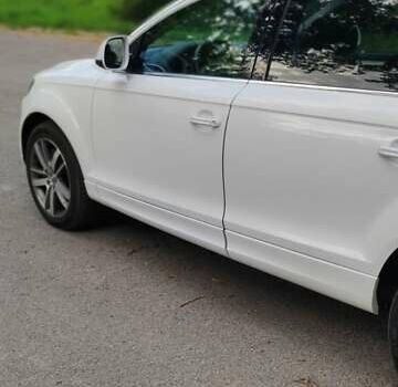 Ауди Ку 7 2011 в Львове на Automoto.ua Белый Ауди Ку 7, объемом двигателя 2.97 л и пробегом 278 тыс. км за 18999 $, фото 5 на Automoto.ua