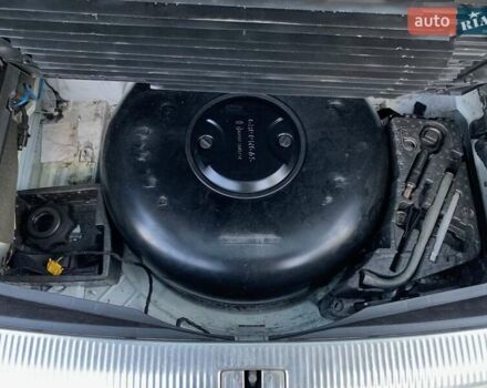 Білий Ауді Ку 7, об'ємом двигуна 3 л та пробігом 244 тис. км за 12855 $, фото 29 на Automoto.ua