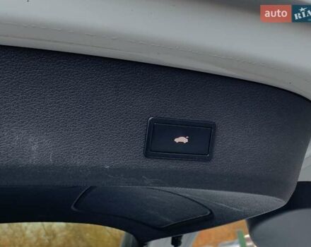 Білий Ауді Ку 7, об'ємом двигуна 3 л та пробігом 244 тис. км за 12855 $, фото 30 на Automoto.ua