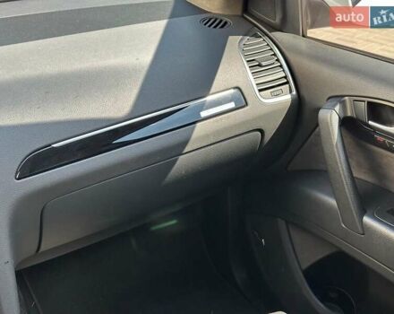 Білий Ауді Ку 7, об'ємом двигуна 3 л та пробігом 74 тис. км за 28990 $, фото 26 на Automoto.ua