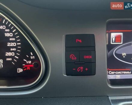 Белый Ауди Ку 7, объемом двигателя 2.97 л и пробегом 75 тыс. км за 27000 $, фото 42 на Automoto.ua