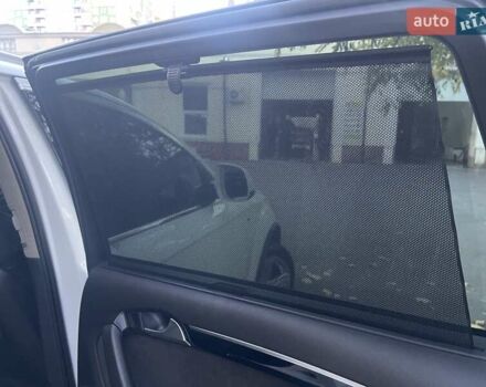 Білий Ауді Ку 7, об'ємом двигуна 2.97 л та пробігом 75 тис. км за 26750 $, фото 61 на Automoto.ua