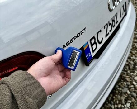 Білий Ауді Ку 7, об'ємом двигуна 3 л та пробігом 255 тис. км за 17500 $, фото 146 на Automoto.ua