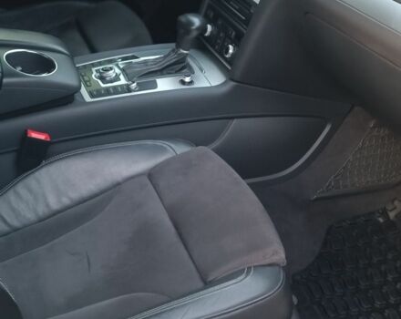 Білий Ауді Ку 7, об'ємом двигуна 4.2 л та пробігом 243 тис. км за 25490 $, фото 6 на Automoto.ua