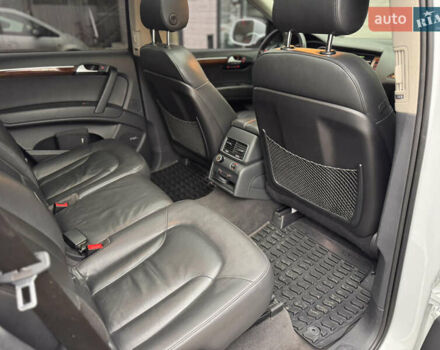 Белый Ауди Ку 7, объемом двигателя 2.97 л и пробегом 247 тыс. км за 20000 $, фото 16 на Automoto.ua