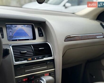 Білий Ауді Ку 7, об'ємом двигуна 3 л та пробігом 255 тис. км за 17500 $, фото 112 на Automoto.ua