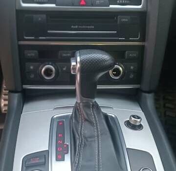 Белый Ауди Ку 7, объемом двигателя 4.2 л и пробегом 243 тыс. км за 25490 $, фото 26 на Automoto.ua