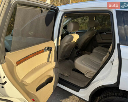 Білий Ауді Ку 7, об'ємом двигуна 2.97 л та пробігом 205 тис. км за 20700 $, фото 6 на Automoto.ua