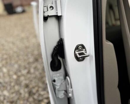 Білий Ауді Ку 7, об'ємом двигуна 3 л та пробігом 255 тис. км за 17500 $, фото 123 на Automoto.ua