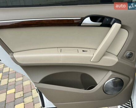 Ауді Ку 7 2012 у Дніпро (Дніпропетровську) на Automoto.ua Білий Ауді Ку 7, об'ємом двигуна 2.97 л та пробігом 206 тис. км за 21900 $, фото 25 на Automoto.ua