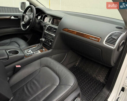 Белый Ауди Ку 7, объемом двигателя 3 л и пробегом 263 тыс. км за 17100 $, фото 35 на Automoto.ua