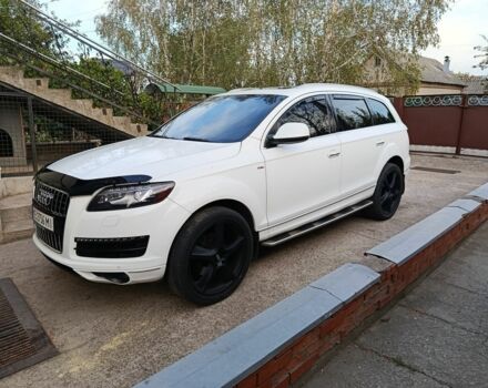 Ауди Ку 7 2012 в Новомосковске на Automoto.ua Белый Ауди Ку 7, объемом двигателя 3 л и пробегом 153 тыс. км за 14999 $, фото 1 на Automoto.ua