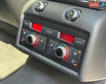 Білий Ауді Ку 7, об'ємом двигуна 3 л та пробігом 74 тис. км за 28990 $, фото 22 на Automoto.ua