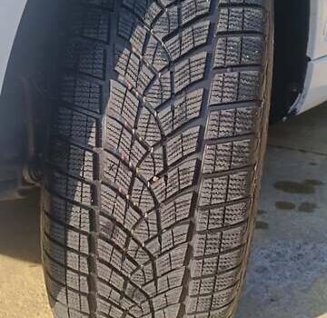 Белый Ауди Ку 7, объемом двигателя 4.2 л и пробегом 243 тыс. км за 25490 $, фото 23 на Automoto.ua