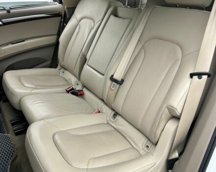 Білий Ауді Ку 7, об'ємом двигуна 3 л та пробігом 280 тис. км за 13500 $, фото 14 на Automoto.ua