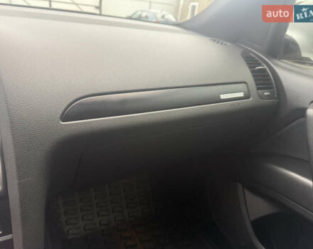 Білий Ауді Ку 7, об'ємом двигуна 3 л та пробігом 225 тис. км за 15000 $, фото 13 на Automoto.ua