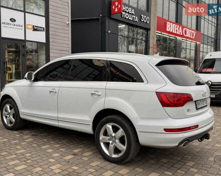 Белый Ауди Ку 7, объемом двигателя 2.97 л и пробегом 247 тыс. км за 20000 $, фото 5 на Automoto.ua