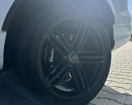 Білий Ауді Ку 7, об'ємом двигуна 4.13 л та пробігом 225 тис. км за 26500 $, фото 26 на Automoto.ua