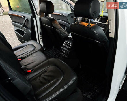 Белый Ауди Ку 7, объемом двигателя 2.97 л и пробегом 221 тыс. км за 20000 $, фото 13 на Automoto.ua