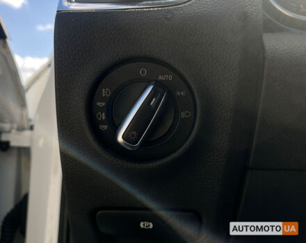 Белый Ауди Ку 7, объемом двигателя 3 л и пробегом 205 тыс. км за 24000 $, фото 13 на Automoto.ua