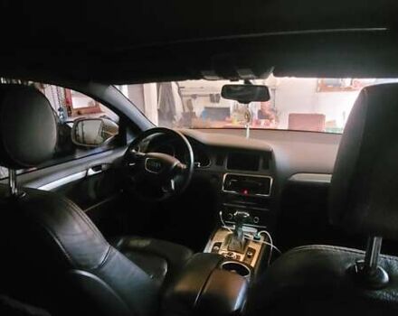 Белый Ауди Ку 7, объемом двигателя 2.97 л и пробегом 252 тыс. км за 24000 $, фото 6 на Automoto.ua