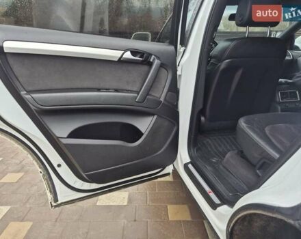 Белый Ауди Ку 7, объемом двигателя 2.97 л и пробегом 300 тыс. км за 16500 $, фото 25 на Automoto.ua