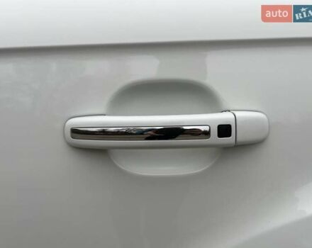 Белый Ауди Ку 7, объемом двигателя 2.97 л и пробегом 238 тыс. км за 17000 $, фото 23 на Automoto.ua