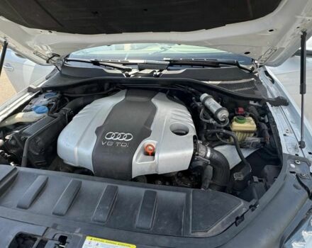 Белый Ауди Ку 7, объемом двигателя 3 л и пробегом 243 тыс. км за 19800 $, фото 5 на Automoto.ua