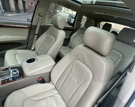 Белый Ауди Ку 7, объемом двигателя 3 л и пробегом 181 тыс. км за 18500 $, фото 26 на Automoto.ua