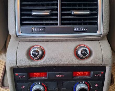 Белый Ауди Ку 7, объемом двигателя 3 л и пробегом 228 тыс. км за 15500 $, фото 27 на Automoto.ua