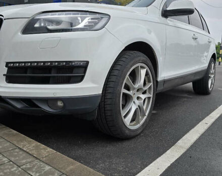 Ауди Ку 7 2013 в Киеве на Automoto.ua Белый Ауди Ку 7, объемом двигателя 2.97 л и пробегом 274 тыс. км за 18000 $, фото 7 на Automoto.ua